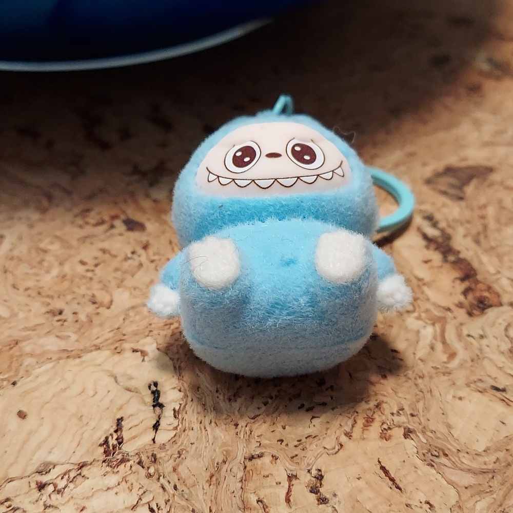 Keychain Animation Labubu Fuzzy Resin, Blue Chain - Picture 3 of 6